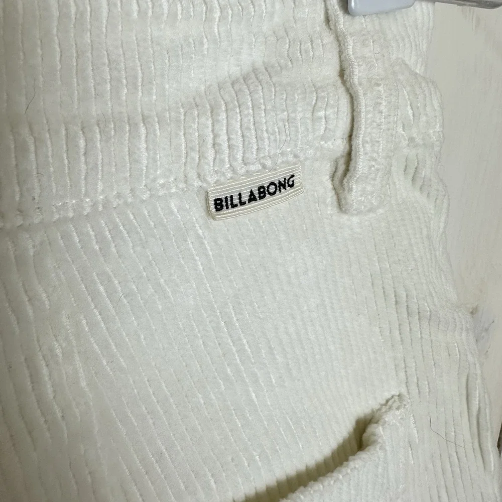BILLABONG Free Fall Corduroy Shorts Womens Size 30 Salt Crystal Cream‎ Retro NWT - Picture 6 of 9
